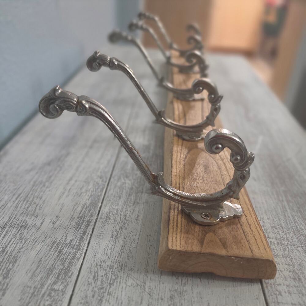 Vintage Rustic Live Edge Wood Wall Coat Rack 5 Cast Metal Scroll Hooks 24.5"